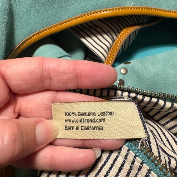 MASSIVE seafoam green suede hobo bag - “Rose Valley” - Old Trend brand - Picture 14 of 14